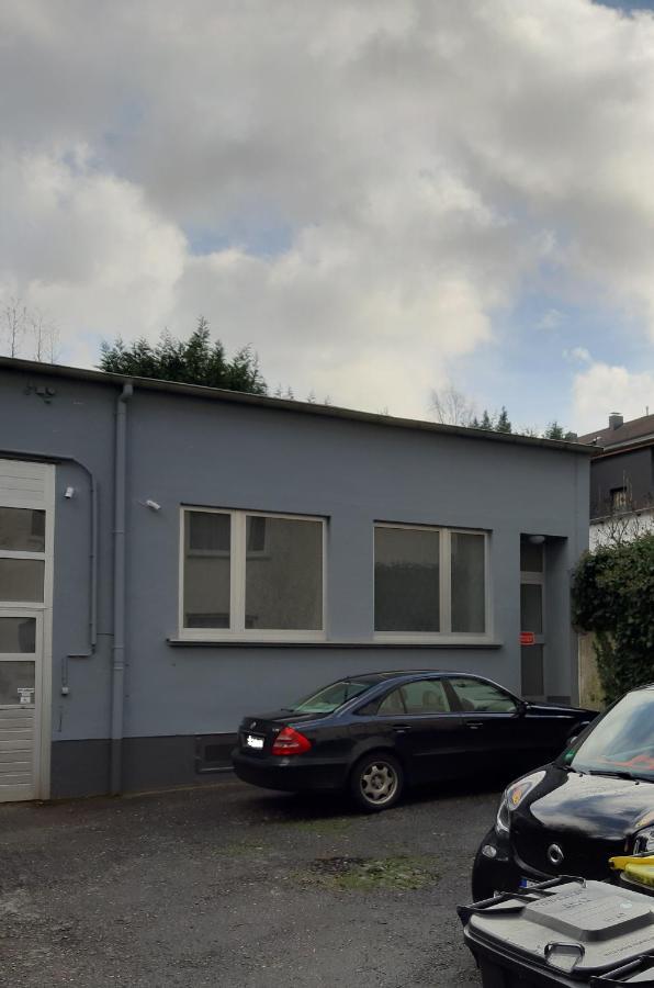Modern Und Ruhig In Wuppertal Mit Heimkino-Beamer! Top Ausstattung Und Privatparkplatz An Der Unterkunft Kültér fotó